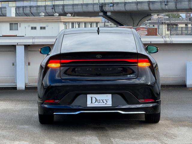 プリウス Ｚ　モデリスタエアロ　デジタルインナーミラー　ブラインドスポットモニター　１２．３型ナビ　フルセグ　パノラミックビューモニター　パワーバックドア　シートヒーター＆クーラー　ステンリングヒータ　ＥＴＣ２．０（76枚目）