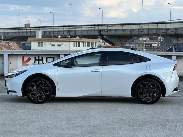 プリウス Ｚ　モデリスタ１９ＡＷ　パノラマルーフ　デジタルミラー　ＢＳＭ　１２．３型ナビ　フルセグＴＶ　パノラミックビューモニター　寒冷地仕様　スペアタイヤ　パワーバックドア　ＥＴＣ２．０　シートヒーター＆クーラー（20枚目）