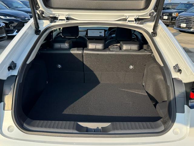 プリウス Ｚ　モデリスタ１９ＡＷ　パノラマルーフ　デジタルミラー　ＢＳＭ　１２．３型ナビ　フルセグＴＶ　パノラミックビューモニター　寒冷地仕様　スペアタイヤ　パワーバックドア　ＥＴＣ２．０　シートヒーター＆クーラー（39枚目）