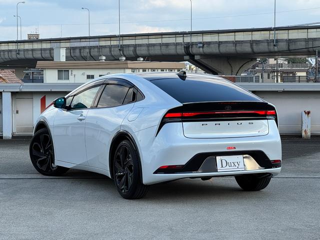 プリウス Ｚ　モデリスタ１９ＡＷ　パノラマルーフ　デジタルミラー　ＢＳＭ　１２．３型ナビ　フルセグＴＶ　パノラミックビューモニター　寒冷地仕様　スペアタイヤ　パワーバックドア　ＥＴＣ２．０　シートヒーター＆クーラー（75枚目）