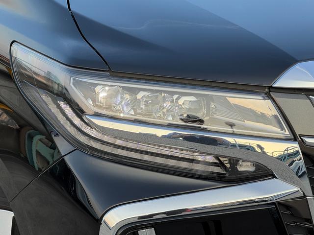 アルファード ２．５Ｓ　Ｃパッケージ　メーカーナビ　ルーフ　ＪＢＬプレミアサウンドシステム　デジタルインナーミラー　後席モニター　スペアタイヤ　ＥＴＣ　パノラミックビューモニター　ブラインドスポットモニター　レーダークルーズコントロール（20枚目）