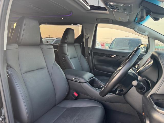 アルファード ２．５Ｓ　Ｃパッケージ　メーカーナビ　ルーフ　ＪＢＬプレミアサウンドシステム　デジタルインナーミラー　後席モニター　スペアタイヤ　ＥＴＣ　パノラミックビューモニター　ブラインドスポットモニター　レーダークルーズコントロール（41枚目）