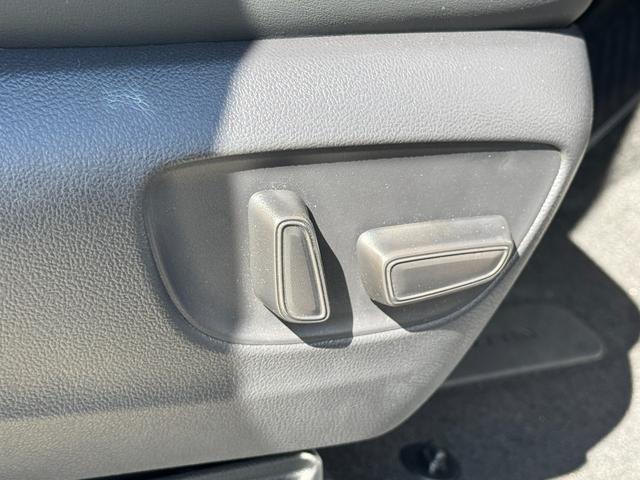 アルファードハイブリッド Ｚ　モデリスタエアロ　パノラミックビューモニター　デジタルインナーミラー　左右独立ムーンルーフ　ブラインドスポットモニター　後席モニター　アドバンスドドライブ　スペアタイヤ　パワーバックドア　ＥＴＣ２．０（55枚目）