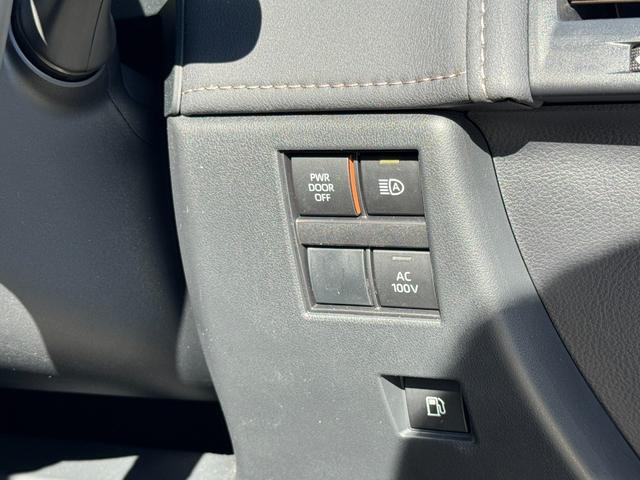 アルファードハイブリッド Ｚ　モデリスタエアロ　パノラミックビューモニター　デジタルインナーミラー　左右独立ムーンルーフ　ブラインドスポットモニター　後席モニター　アドバンスドドライブ　スペアタイヤ　パワーバックドア　ＥＴＣ２．０（56枚目）