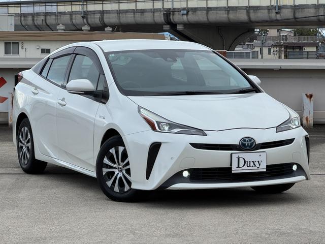 プリウス Ａ　パノラミックビューモニター　ブラインドスポットモニター　ＨＵＤ　スペアタイヤ　純正９型ナビ　フルセグＴＶ　トヨタセーフティセンス　ＬＥＤヘッドライト　パワーシート　ＥＴＣ　レーダークルーズコントロール（8枚目）