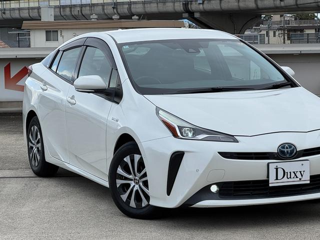 プリウス Ａ　パノラミックビューモニター　ブラインドスポットモニター　ＨＵＤ　スペアタイヤ　純正９型ナビ　フルセグＴＶ　トヨタセーフティセンス　ＬＥＤヘッドライト　パワーシート　ＥＴＣ　レーダークルーズコントロール（10枚目）