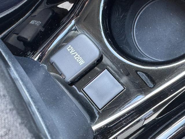 プリウス Ａ　パノラミックビューモニター　ブラインドスポットモニター　ＨＵＤ　スペアタイヤ　純正９型ナビ　フルセグＴＶ　トヨタセーフティセンス　ＬＥＤヘッドライト　パワーシート　ＥＴＣ　レーダークルーズコントロール（61枚目）