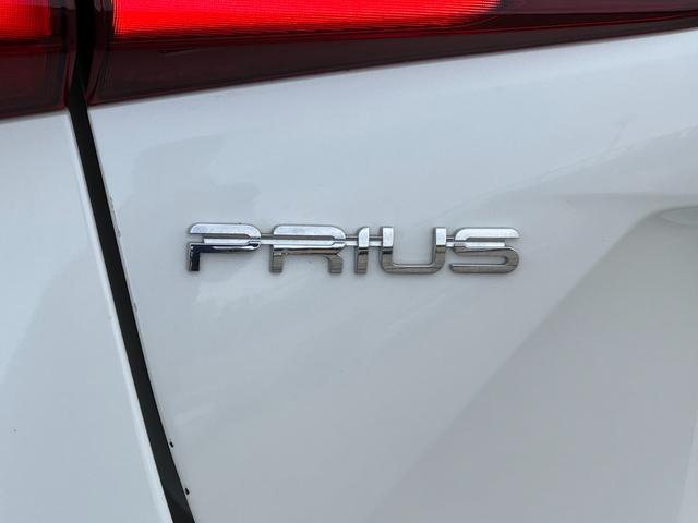 プリウス Ａ　パノラミックビューモニター　ブラインドスポットモニター　ＨＵＤ　スペアタイヤ　純正９型ナビ　フルセグＴＶ　トヨタセーフティセンス　ＬＥＤヘッドライト　パワーシート　ＥＴＣ　レーダークルーズコントロール（70枚目）