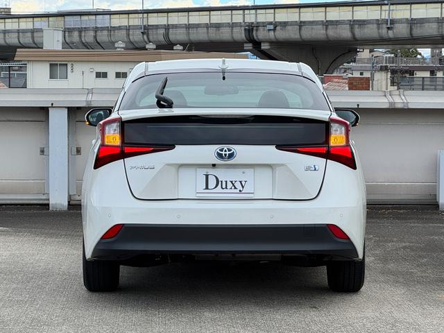 プリウス Ａ　パノラミックビューモニター　ブラインドスポットモニター　ＨＵＤ　スペアタイヤ　純正９型ナビ　フルセグＴＶ　トヨタセーフティセンス　ＬＥＤヘッドライト　パワーシート　ＥＴＣ　レーダークルーズコントロール（74枚目）