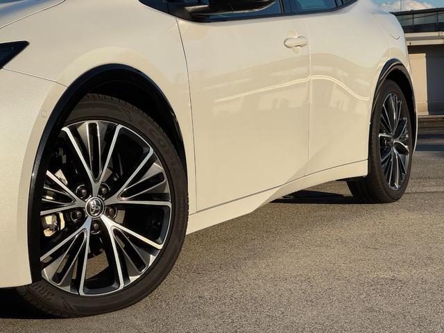 プリウス Ｚ　デジタルインナーミラー　パノラミックビューモニター　ＢＳＭ　１２．３型ナビ　フルセグＴＶ　ＡＣ１００Ｖ　ＥＴＣ２．０　パワーバックドア　ステアリングヒータ　シートヒーター＆クーラー　アドバンスドパーク（17枚目）