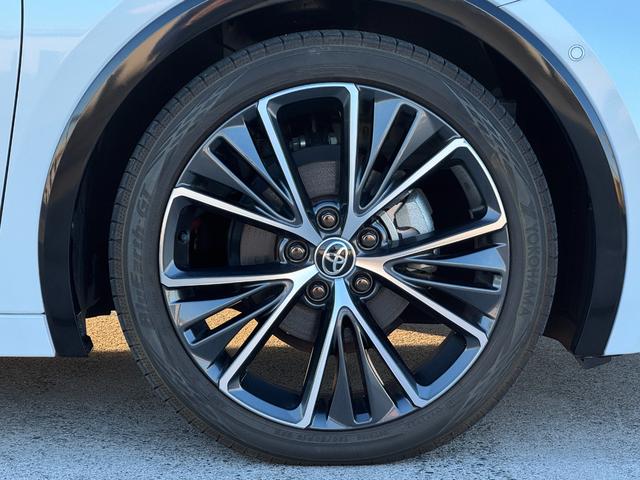 プリウス Ｚ　デジタルインナーミラー　パノラミックビューモニター　ＢＳＭ　１２．３型ナビ　フルセグＴＶ　ＡＣ１００Ｖ　ＥＴＣ２．０　パワーバックドア　ステアリングヒータ　シートヒーター＆クーラー　アドバンスドパーク（20枚目）