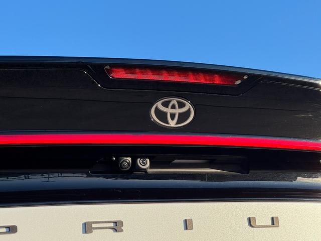 プリウス Ｚ　デジタルインナーミラー　パノラミックビューモニター　ＢＳＭ　１２．３型ナビ　フルセグＴＶ　ＡＣ１００Ｖ　ＥＴＣ２．０　パワーバックドア　ステアリングヒータ　シートヒーター＆クーラー　アドバンスドパーク（32枚目）