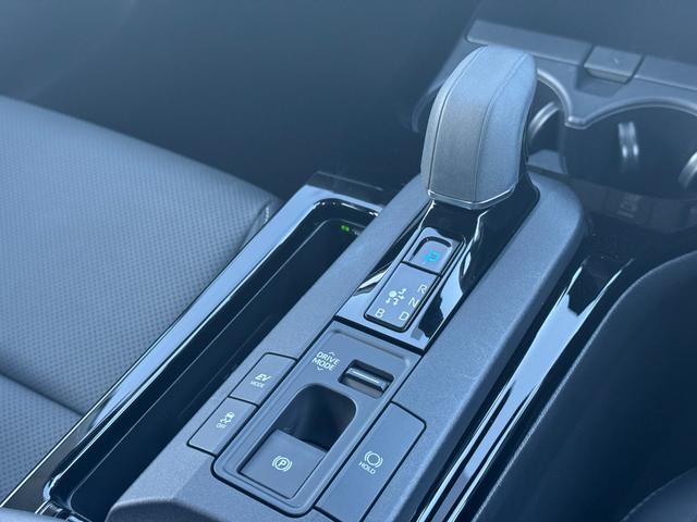 プリウス Ｚ　デジタルインナーミラー　パノラミックビューモニター　ＢＳＭ　１２．３型ナビ　フルセグＴＶ　ＡＣ１００Ｖ　ＥＴＣ２．０　パワーバックドア　ステアリングヒータ　シートヒーター＆クーラー　アドバンスドパーク（62枚目）