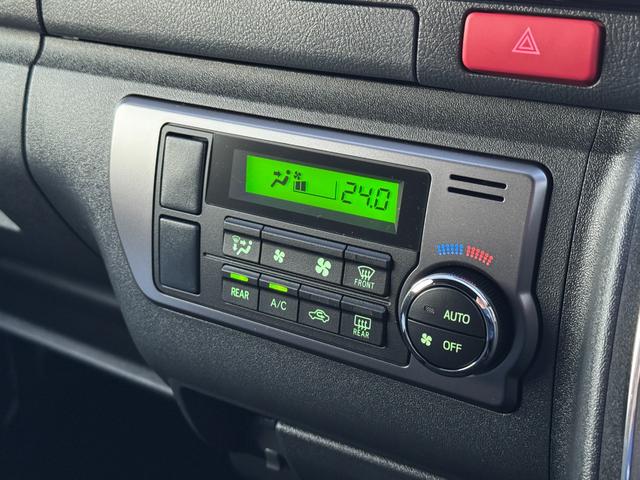 ハイエースバン ロングスーパーＧＬ　ダークプライムＳ　デジタルインナーミラー　パノラミックビューモニター　純正１５ＡＷ　両側パワースライドドア　ＡＣ１００Ｖ電源　スペアタイヤ　ウッド調ステアリング　オートハイビーム　衝突被害軽減システム（68枚目）