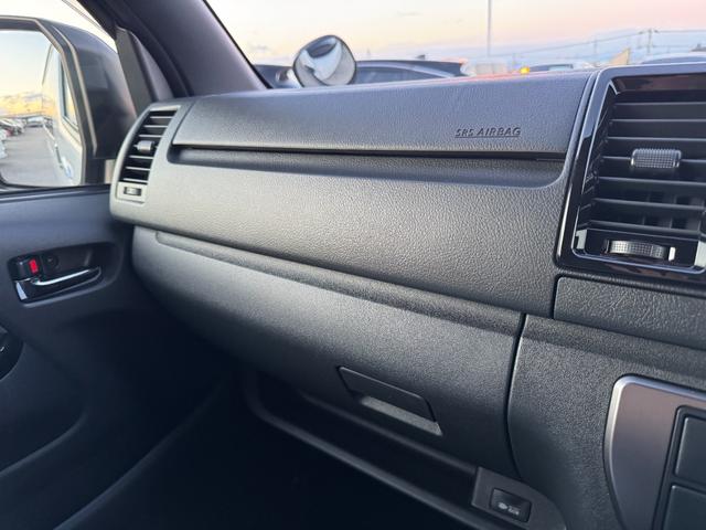 ハイエースバン ロングスーパーＧＬ　ダークプライムＳ　デジタルインナーミラー　パノラミックビューモニター　純正１５ＡＷ　両側パワースライドドア　ＡＣ１００Ｖ電源　スペアタイヤ　ウッド調ステアリング　オートハイビーム　衝突被害軽減システム（71枚目）