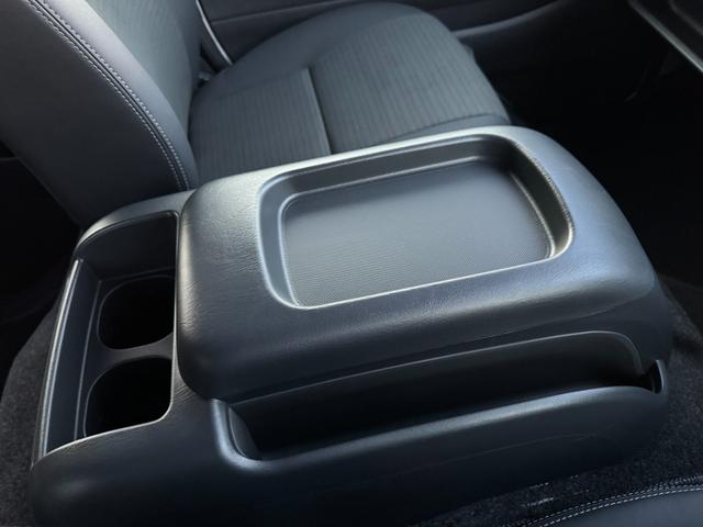 ハイエースバン ロングスーパーＧＬ　ダークプライムＳ　デジタルインナーミラー　パノラミックビューモニター　純正１５ＡＷ　両側パワースライドドア　ＡＣ１００Ｖ電源　スペアタイヤ　ウッド調ステアリング　オートハイビーム　衝突被害軽減システム（74枚目）