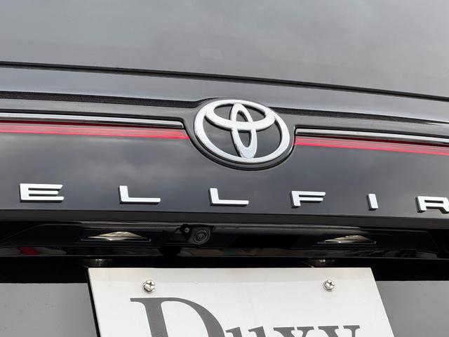 ヴェルファイアハイブリッド Ｚ　プレミア　左右独立ルーフ　デジタルインナーミラ　寒冷地仕様　ユニバーサルステップ　全周囲カメラ　三眼ＬＥＤヘッド　ＥＴＣ　ＢＳＭ　ＨＵＤ　レーダークルーズコントロール　パワーバックドア　１４型ナビ　フルセグＴＶ（37枚目）