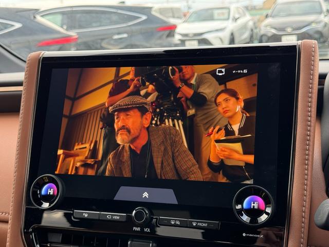 ヴェルファイアハイブリッド Ｚ　プレミア　左右独立ルーフ　デジタルインナーミラ　寒冷地仕様　ユニバーサルステップ　全周囲カメラ　三眼ＬＥＤヘッド　ＥＴＣ　ＢＳＭ　ＨＵＤ　レーダークルーズコントロール　パワーバックドア　１４型ナビ　フルセグＴＶ（63枚目）