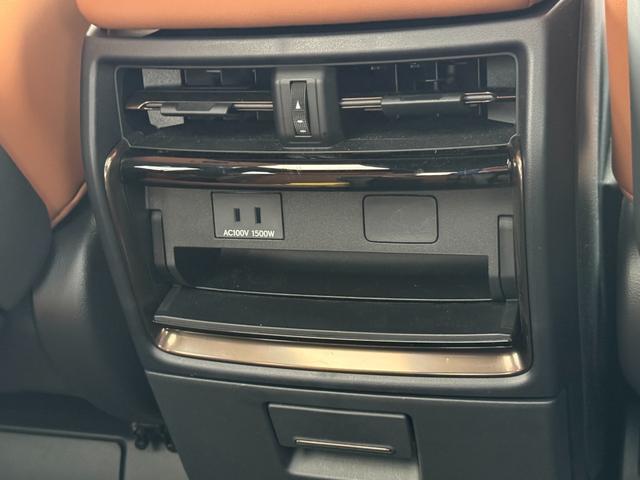 ヴェルファイアハイブリッド Ｚ　プレミア　左右独立ルーフ　デジタルインナーミラ　寒冷地仕様　ユニバーサルステップ　全周囲カメラ　三眼ＬＥＤヘッド　ＥＴＣ　ＢＳＭ　ＨＵＤ　レーダークルーズコントロール　パワーバックドア　１４型ナビ　フルセグＴＶ（74枚目）