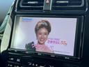 プリウス ＳセーフティプラスＩＩ　純正９インチナビ　フルセグＴＶ　ブラインドスポットモニター　バックカメラ　アクセサリーコンセント　ＥＴＣ　レーダークルーズコントロール　トヨタセーフティーセンス　ドライブレコーダー　ＨＤＭＩ　入力端子（5枚目）