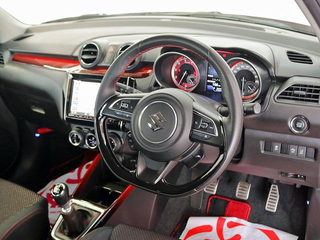 スイフトスポーツ ベースグレード　６ＭＴ　セーフティパッケージ　全方位カメラ　８インチ純正ナビ　レーダークルーズ　Ｂｌｕｅｔｏｏｔｈ　１オーナー　禁煙車　ＥＴＣ　ＬＥＤヘッドライト　シートヒーター　スマートキー２個（12枚目）