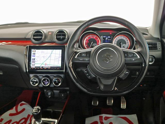 スイフトスポーツ ベースグレード　６ＭＴ　セーフティパッケージ　全方位カメラ　８インチ純正ナビ　レーダークルーズ　Ｂｌｕｅｔｏｏｔｈ　１オーナー　禁煙車　ＥＴＣ　ＬＥＤヘッドライト　シートヒーター　スマートキー２個（13枚目）