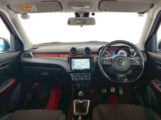 スイフトスポーツ ベースグレード　６ＭＴ　セーフティパッケージ　全方位カメラ　８インチ純正ナビ　レーダークルーズ　Ｂｌｕｅｔｏｏｔｈ　１オーナー　禁煙車　ＥＴＣ　ＬＥＤヘッドライト　シートヒーター　スマートキー２個（15枚目）