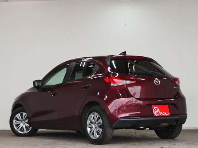 ＭＡＺＤＡ２ １５Ｓ　６速ＭＴ　禁煙車　マツダコネクトナビＴＶ全周囲カメラ　コンフォート・ユーティリティＰＫＧ　パーキング・オーディオセットオプション　ＬＥＤヘッド　Ｆ／Ｒセンサー　ＡｐｐｌｅＣａｒＰｌａｙ　スマートキー（12枚目）