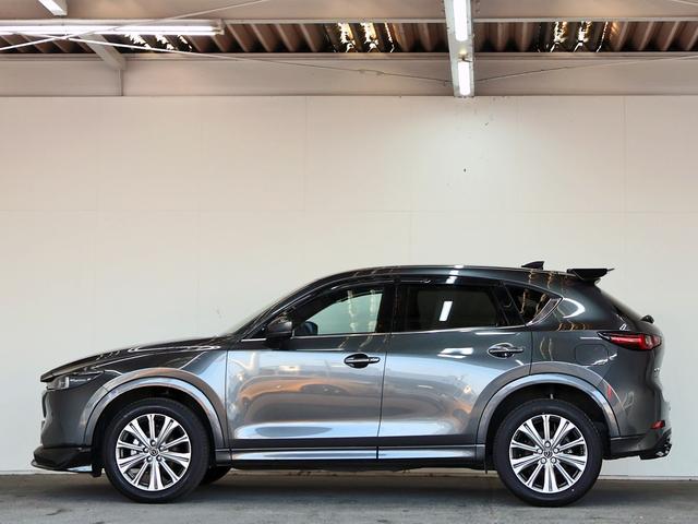 ＣＸ－５ ＸＤ　エクスクルーシブモード　後期型　６速ＭＴ　禁煙車　ＡｕｔｏＥｘｅエアロ　ＢＯＳＥサウンド　１０．２５インチモニターマツダコネクトナビＴＶ　全周囲カメラ　ＣＤ／ＤＶＤ　前後シートヒーター　ステアヒーター　シートベンチレーション（14枚目）