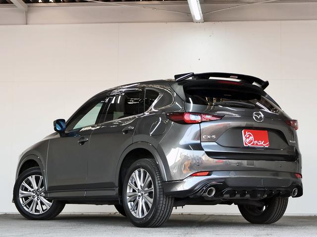 ＣＸ－５ ＸＤ　エクスクルーシブモード　後期型　６速ＭＴ　禁煙車　ＡｕｔｏＥｘｅエアロ　ＢＯＳＥサウンド　１０．２５インチモニターマツダコネクトナビＴＶ　全周囲カメラ　ＣＤ／ＤＶＤ　前後シートヒーター　ステアヒーター　シートベンチレーション（16枚目）