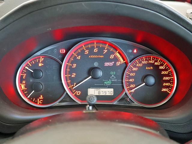 インプレッサ ＷＲＸ　ＳＴｉ　最終Ｅ型　６ＭＴ　ＴＥＩＮ車高調　フルセグナビ　バックカメラ　トラストブースト計　スマートキー２個　ドライブレコーダー　ＷｅｄｓＳＡ－７２Ｒ　禁煙車　ＺＥＲＯ／ＳＰＯＲＴＳクールアクションＩＩ（18枚目）