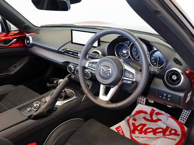 ロードスター ＲＳ　６ＭＴ　マツダスピードフルエアロ　ブレンボ製キャリパー　ＲＡＹＳ１６インチＡＷ　８．８インチマツダコネクトＴＶ　Ｂカメラ　ＢＯＳＥ　ワイヤレスＣａｒＰｌａｙ　追従クルーズ　ＥＴＣ　レカロ製コンビシート（9枚目）