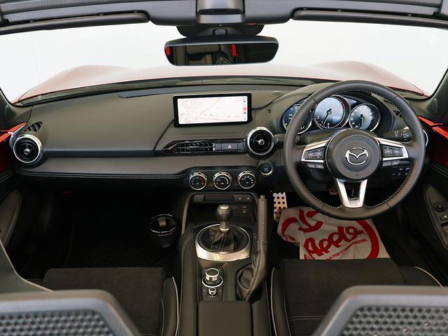 ロードスター ＲＳ　６ＭＴ　マツダスピードフルエアロ　ブレンボ製キャリパー　ＲＡＹＳ１６インチＡＷ　８．８インチマツダコネクトＴＶ　Ｂカメラ　ＢＯＳＥ　ワイヤレスＣａｒＰｌａｙ　追従クルーズ　ＥＴＣ　レカロ製コンビシート（10枚目）