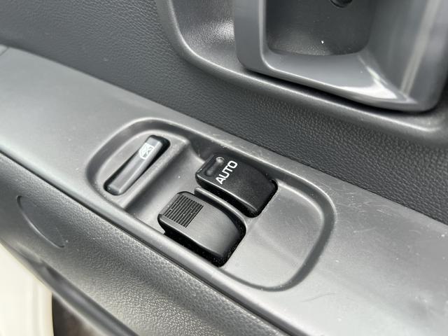 ハイゼットカーゴ 　天然ガス車　ＡＴ　ドライブレコーダー　両側スライドドア　エアコン　パワーウィンドウ　運転席エアバッグ　助手席エアバッグ（8枚目）
