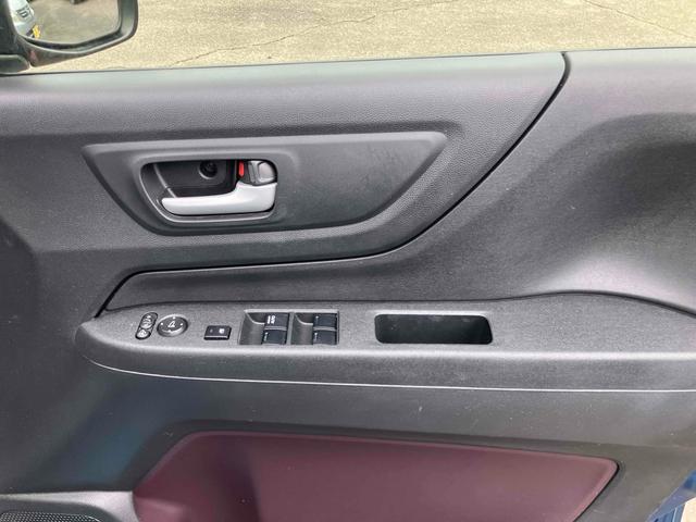 Ｎ－ＷＧＮカスタム Ｇ　バックカメラ　ナビ　ＨＩＤ　スマートキー　電動格納ミラー　ＣＶＴ　盗難防止システム　ＡＢＳ　ＥＳＣ　衝突安全ボディ　エアコン　パワーステアリング　パワーウィンドウ（10枚目）