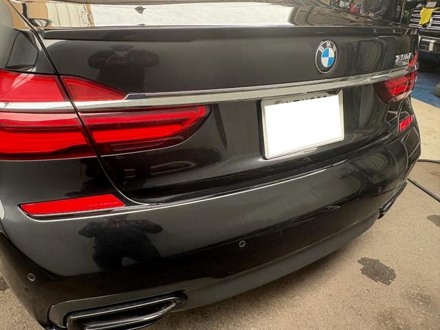 ７シリーズ ７５０ｉ　Ｍスポーツ　Ｖ８ツインターボ／黒革（18枚目）