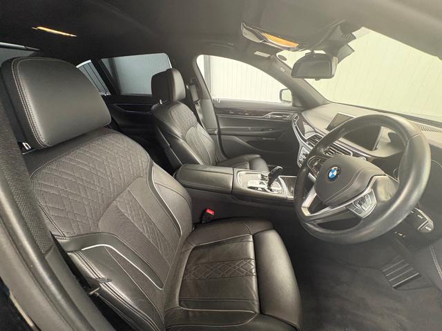 ７シリーズ ７５０ｉ　Ｍスポーツ　Ｖ８ツインターボ／黒革（40枚目）