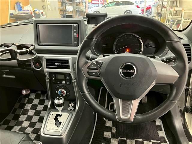 コペン クーペ　２００台限定車　純正ナビ　ＢＢＳアルミホイール　シートヒーター　禁煙車　フルセグＴＶ（4枚目）