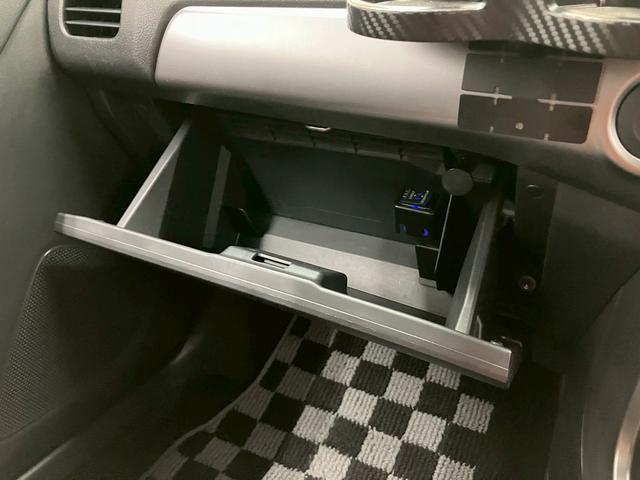 コペン クーペ　２００台限定車　純正ナビ　ＢＢＳアルミホイール　シートヒーター　禁煙車　フルセグＴＶ（35枚目）