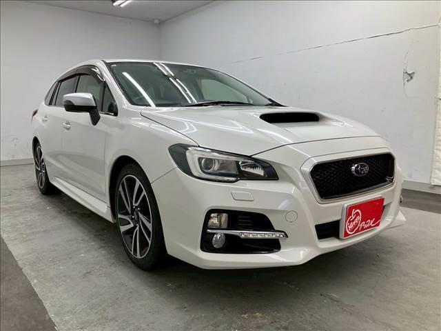 レヴォーグ ２．０ＧＴ－Ｓ　ＥｙｅＳｉｇｈｔ　純正ダイヤトーンナビ　バックカメラ　フルセグＴＶ　アイサイト　４ＷＤ　純正アルミホイール　スマートキー　ＥＴＣ　ユーザー買取車（9枚目）
