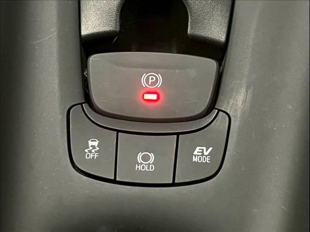 Ｃ－ＨＲ Ｓ　純正ナビ　バックカメラ　衝突被害軽減ブレーキ　レーダークルーズコントロール　フルセグＴＶ　Ｂｌｕｅｔｏｏｔｈ接続可　オートハイビーム　純正１７インチアルミホイール　ドラレコ　ＥＴＣ　インテリキー（22枚目）