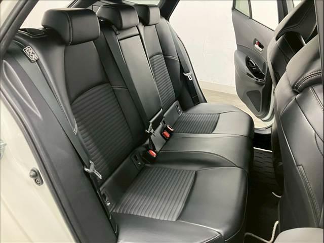 カローラツーリング W×B 6速MT 柿本改マフラー 衝突被害軽減ブレーキ 純正17インチアルミホイール ディスプレイオーディオ バックカメラ Bluetooth接続可 ヘッドアップディスプレイ クリアランスソナー ETC(14枚目)