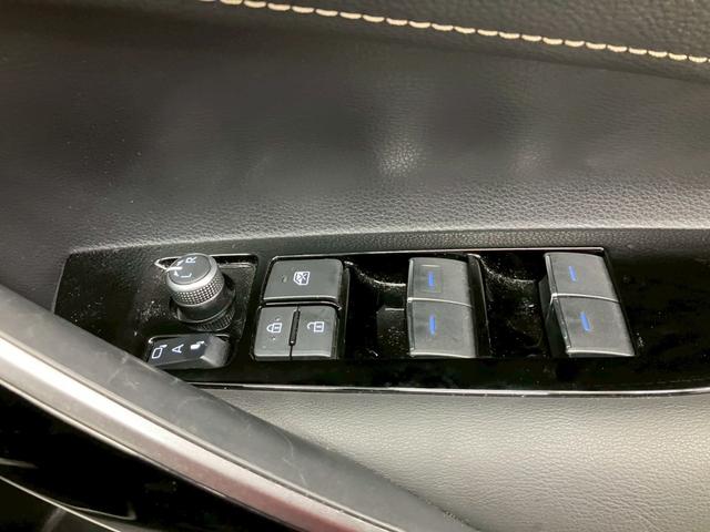 カローラツーリング W×B 6速MT 柿本改マフラー 衝突被害軽減ブレーキ 純正17インチアルミホイール ディスプレイオーディオ バックカメラ Bluetooth接続可 ヘッドアップディスプレイ クリアランスソナー ETC(33枚目)