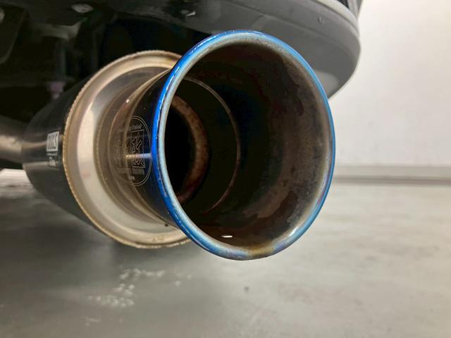 カローラツーリング W×B 6速MT 柿本改マフラー 衝突被害軽減ブレーキ 純正17インチアルミホイール ディスプレイオーディオ バックカメラ Bluetooth接続可 ヘッドアップディスプレイ クリアランスソナー ETC(42枚目)