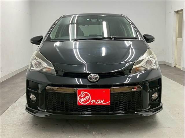 ヴィッツ GR SPORT “GR” 衝突被害軽減ブレーキ 純正17インチアルミホイール 純正ナビ フルセグTV Bluetooth接続可 バックカメラ オートハイビーム レーンキープアシスト LEDヘッドライト オートライト ETC(2枚目)