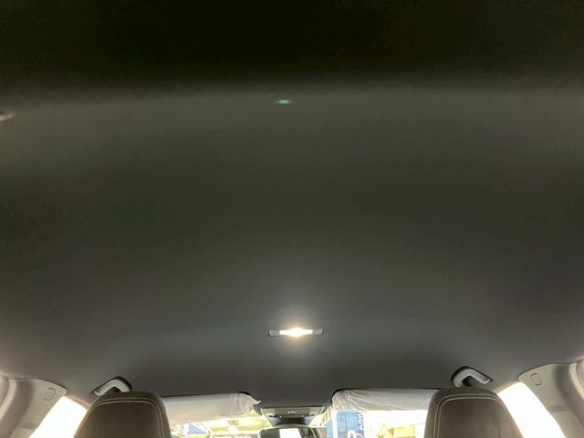 シビック タイプR レーシングブラックパッケージ 衝突被害軽減ブレーキ 6速MT 純正19インチアルミホイール 純正ナビ Bluetooth接続可 バックカメラ レーンキープアシスト ブラインドスポットモニター クリアランスソナー ワイヤレス充電(28枚目)