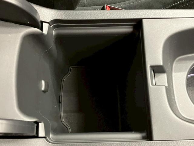 シビック タイプR レーシングブラックパッケージ 衝突被害軽減ブレーキ 6速MT 純正19インチアルミホイール 純正ナビ Bluetooth接続可 バックカメラ レーンキープアシスト ブラインドスポットモニター クリアランスソナー ワイヤレス充電(44枚目)