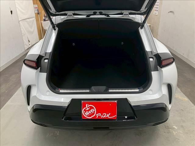 クラウンスポーツ Z パノラマルーフ 衝突被害軽減ブレーキ 純正21インチアルミホイール 純正ナビ Bluetooth接続 全方位カメラ クリアランスソナー レーンキープアシスト ブラインドスポットモニター(15枚目)