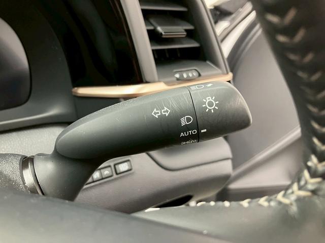 クラウンスポーツ Z パノラマルーフ 衝突被害軽減ブレーキ 純正21インチアルミホイール 純正ナビ Bluetooth接続 全方位カメラ クリアランスソナー レーンキープアシスト ブラインドスポットモニター(35枚目)