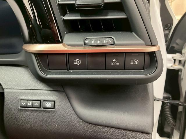 クラウンスポーツ Z パノラマルーフ 衝突被害軽減ブレーキ 純正21インチアルミホイール 純正ナビ Bluetooth接続 全方位カメラ クリアランスソナー レーンキープアシスト ブラインドスポットモニター(36枚目)